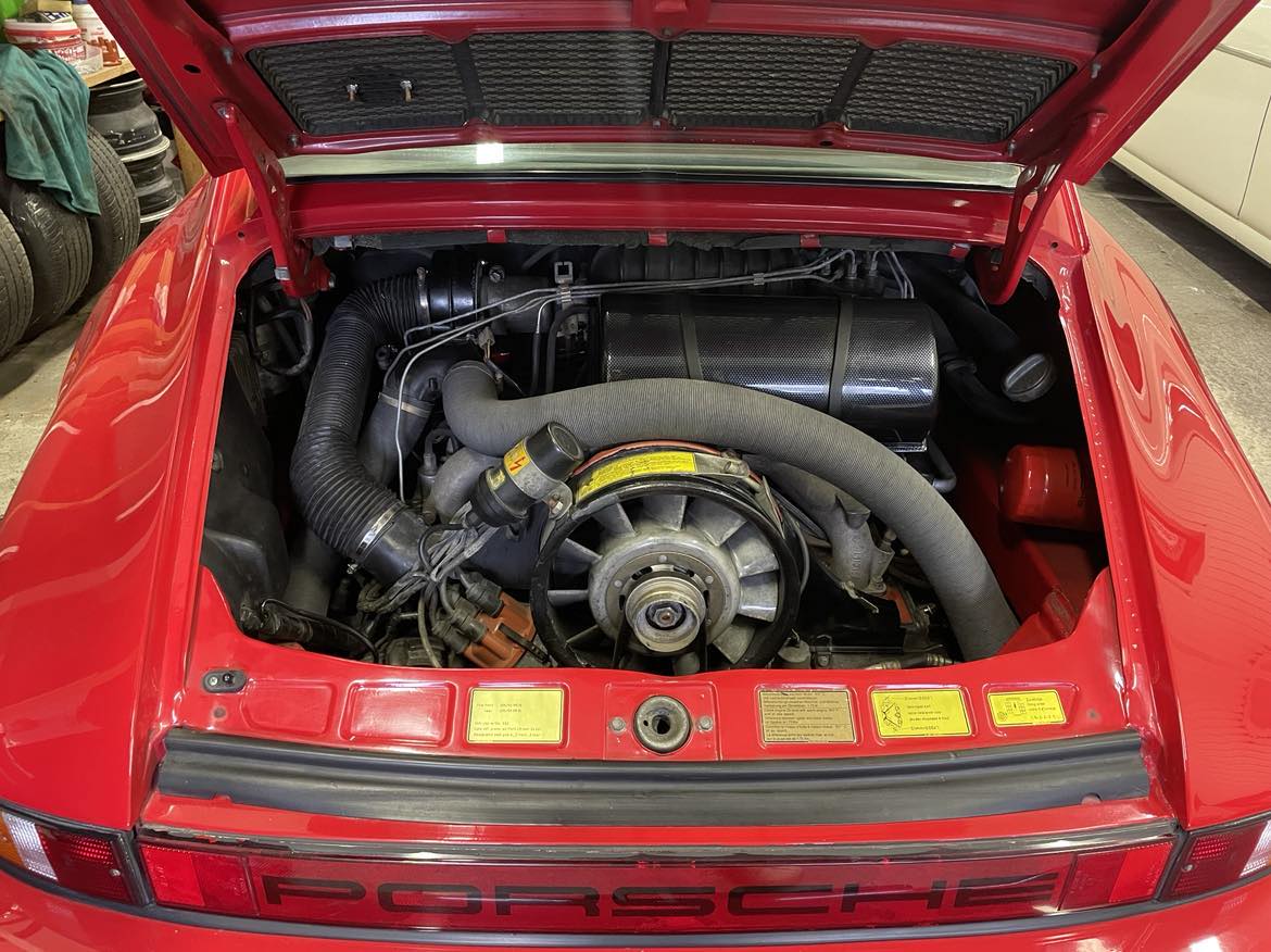 Porsche 911 SC motor 3