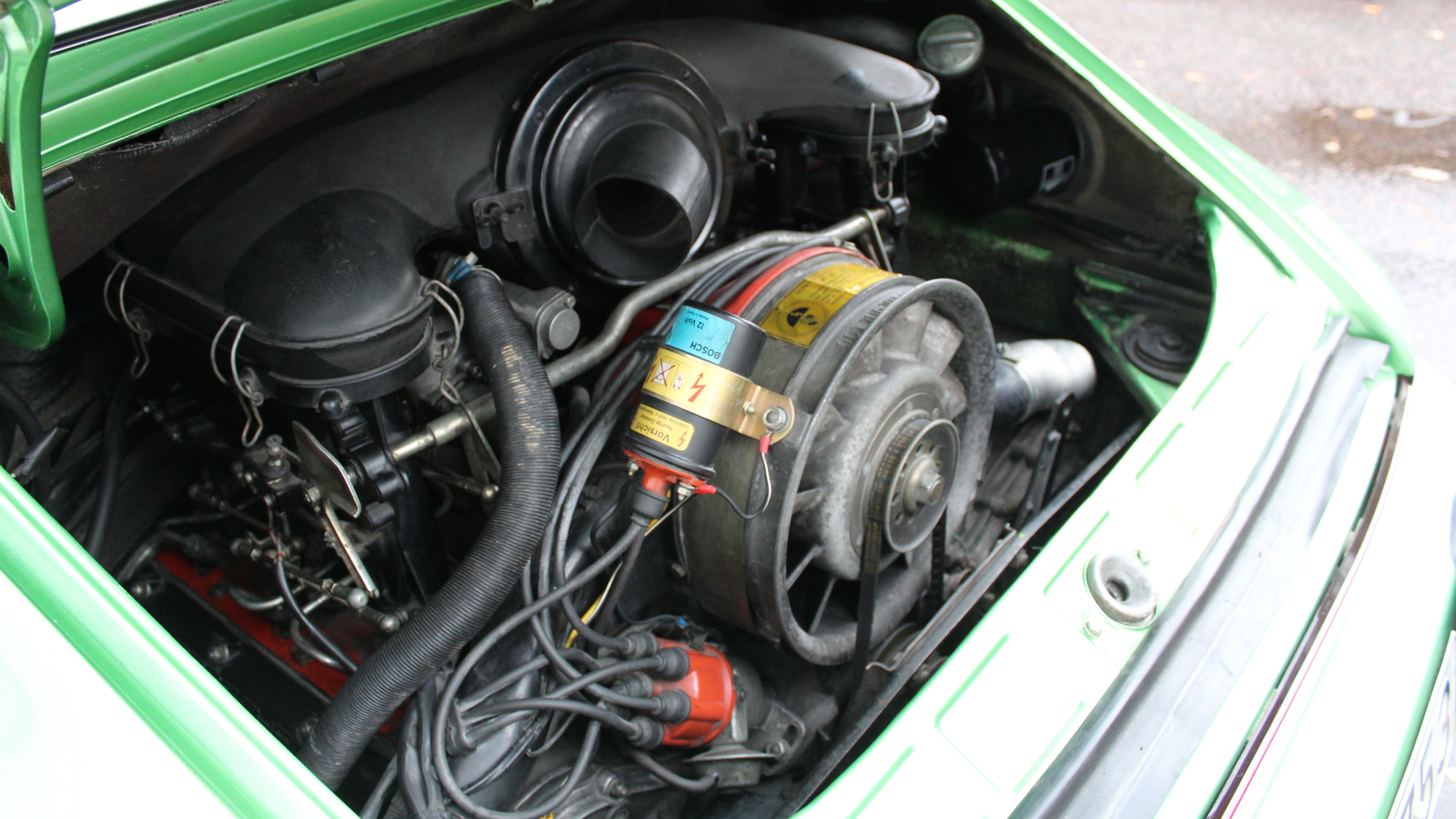 porsche carrera grön motor2