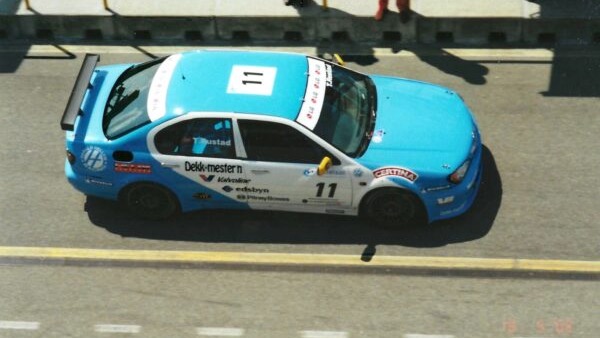Nissan etcc race 8