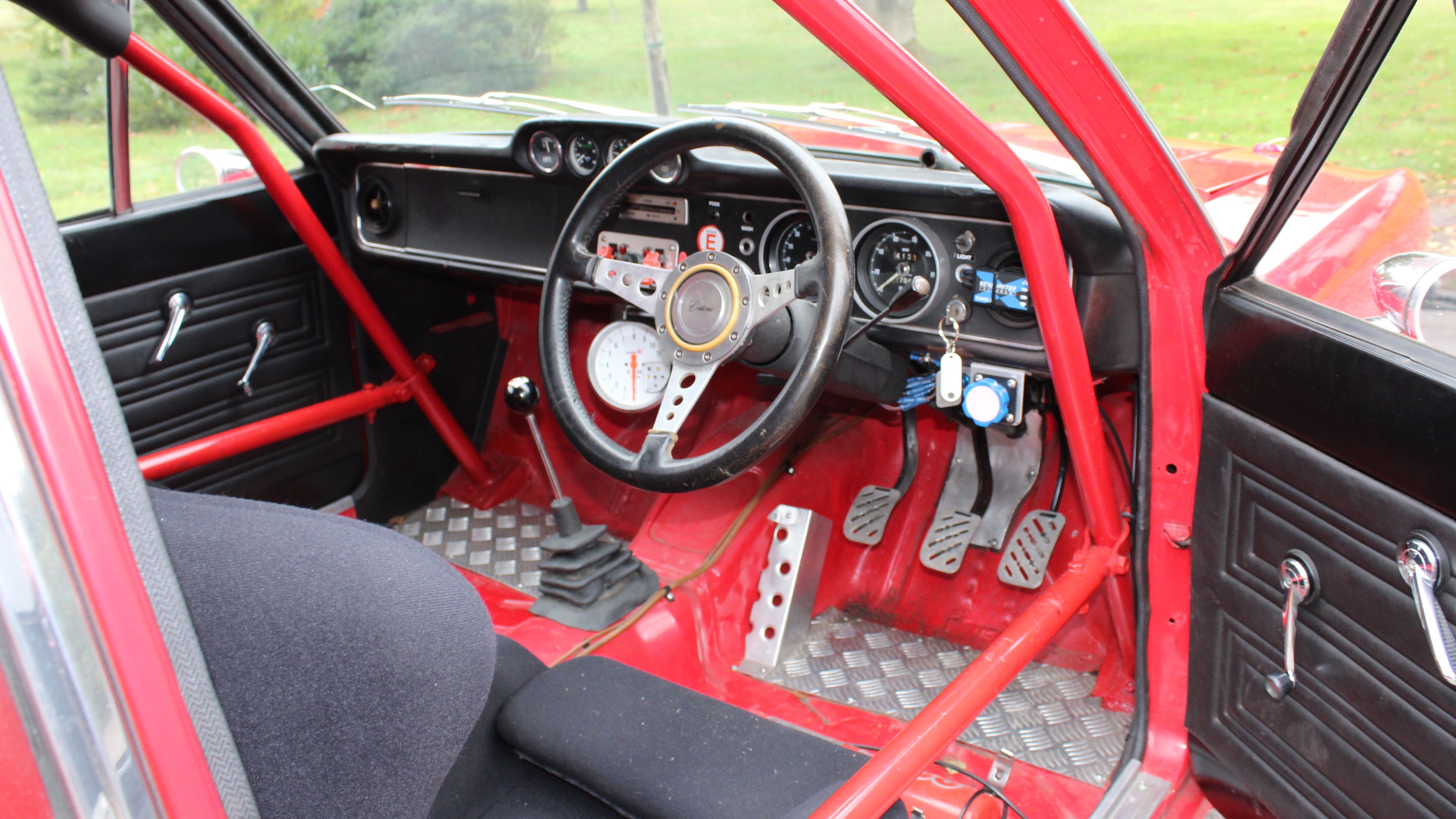 ford Lotus Cortina Mk2 inredning ny