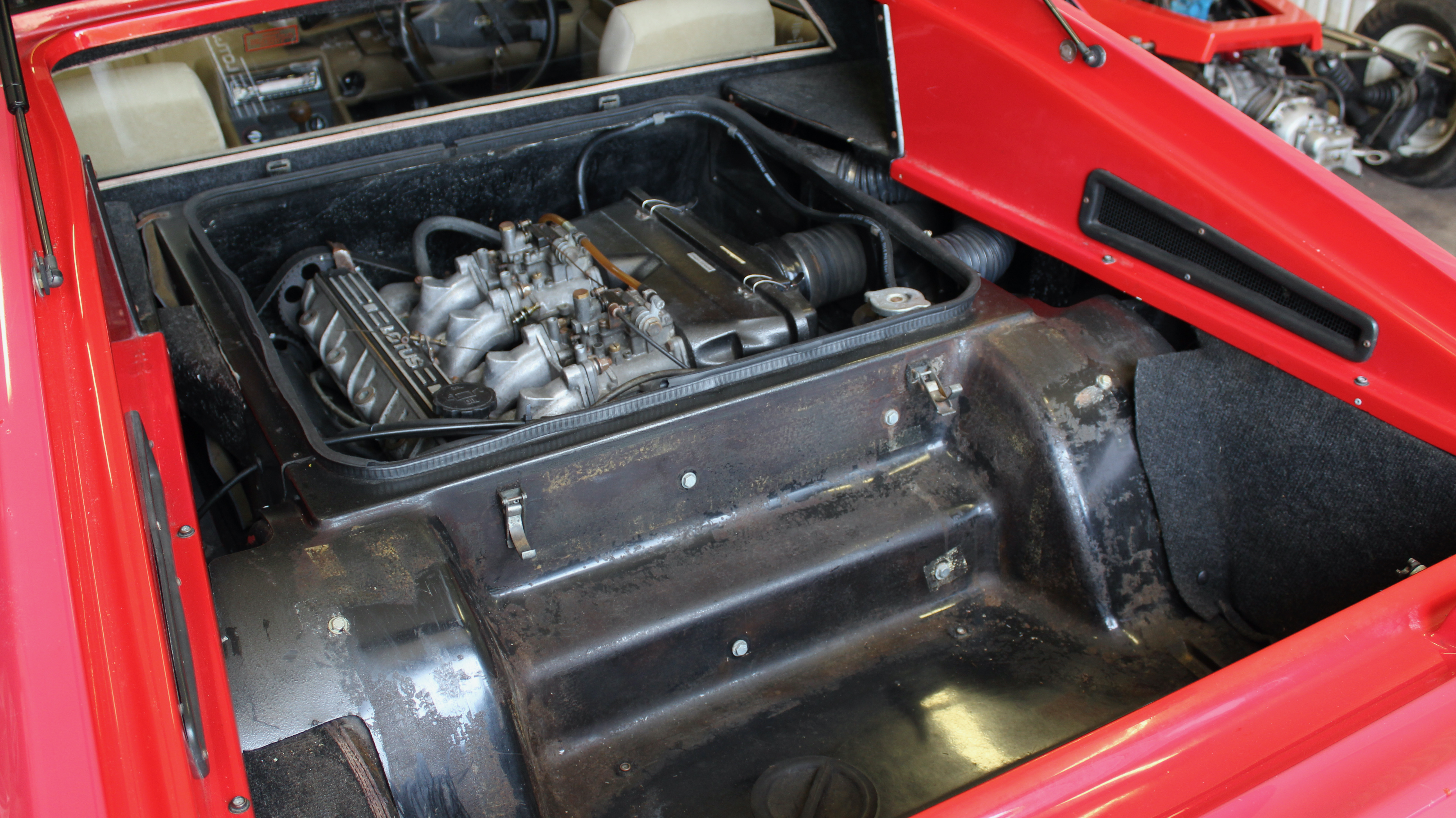 Lotus Esprit motor 2