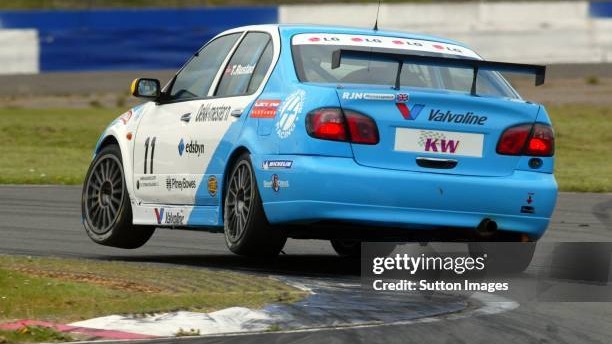Nissan etcc race 